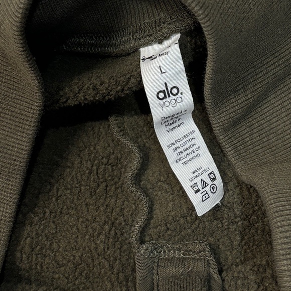 Alo Yoga Slick Zip Front Sweatpant in Dark Olive - Picture 3 of 4